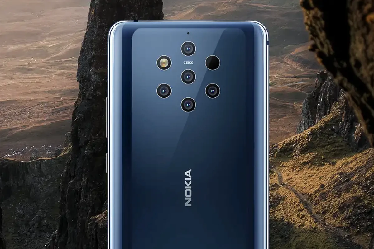 Nokia 9 PureView packs five rear cameras for sharper shooting